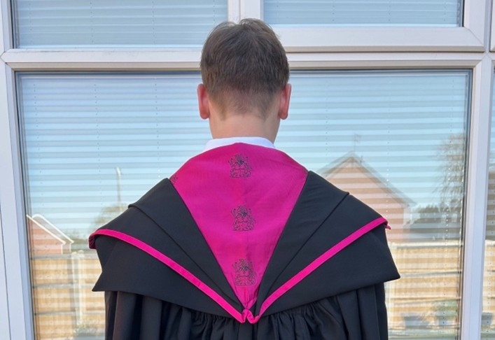 Bachelors hood, Nottingham Trent